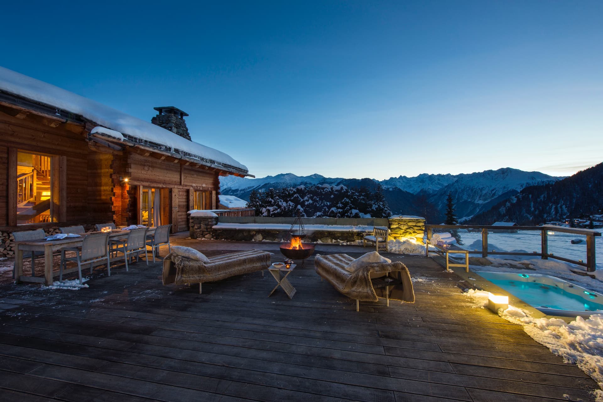 Twilight Terrace with Fire Pit, Fur Loungers and Jacuzzi