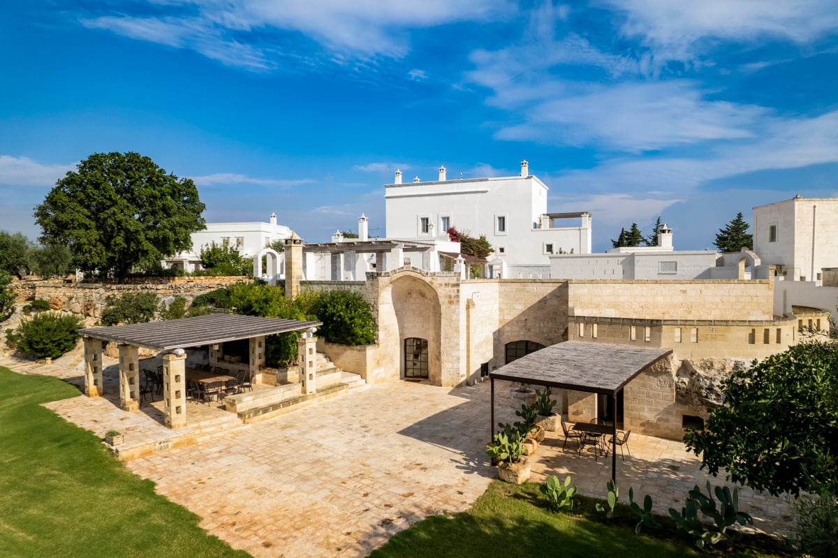 Masseria Puglia Stone Courtyard with White Buildings